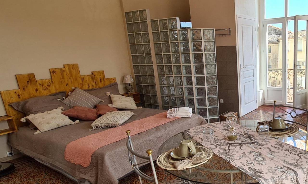 Chez Dedou Et Madou Bed and Breakfast Florensac Εξωτερικό φωτογραφία