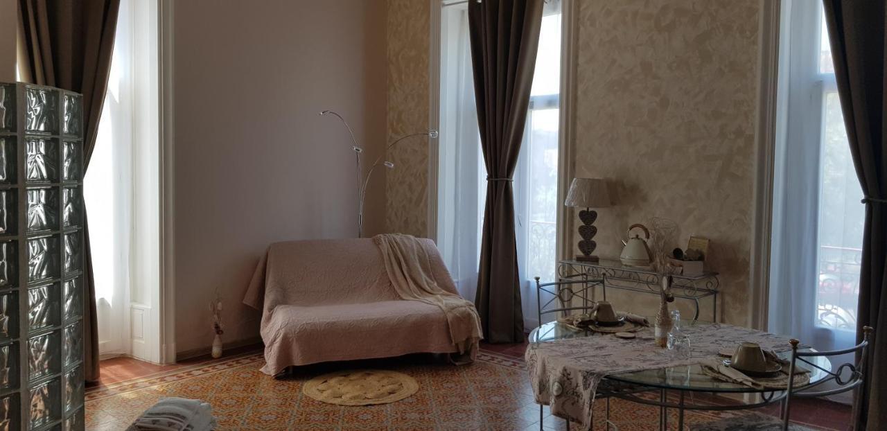 Chez Dedou Et Madou Bed and Breakfast Florensac Εξωτερικό φωτογραφία